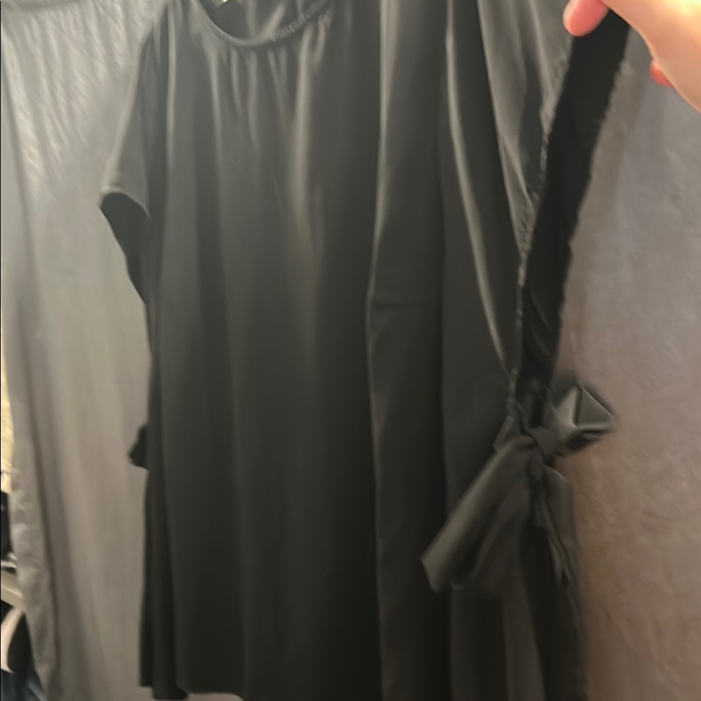 Eloquii black blouse flutter sleeve open at upper arm long sleeve EUC 18W